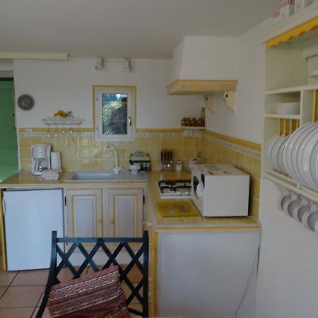 Chez Jean-Pierre & Annick Villa Remoulins Buitenkant foto
