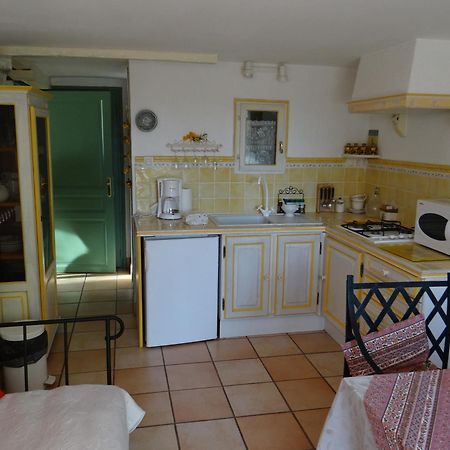 Chez Jean-Pierre & Annick Villa Remoulins Buitenkant foto