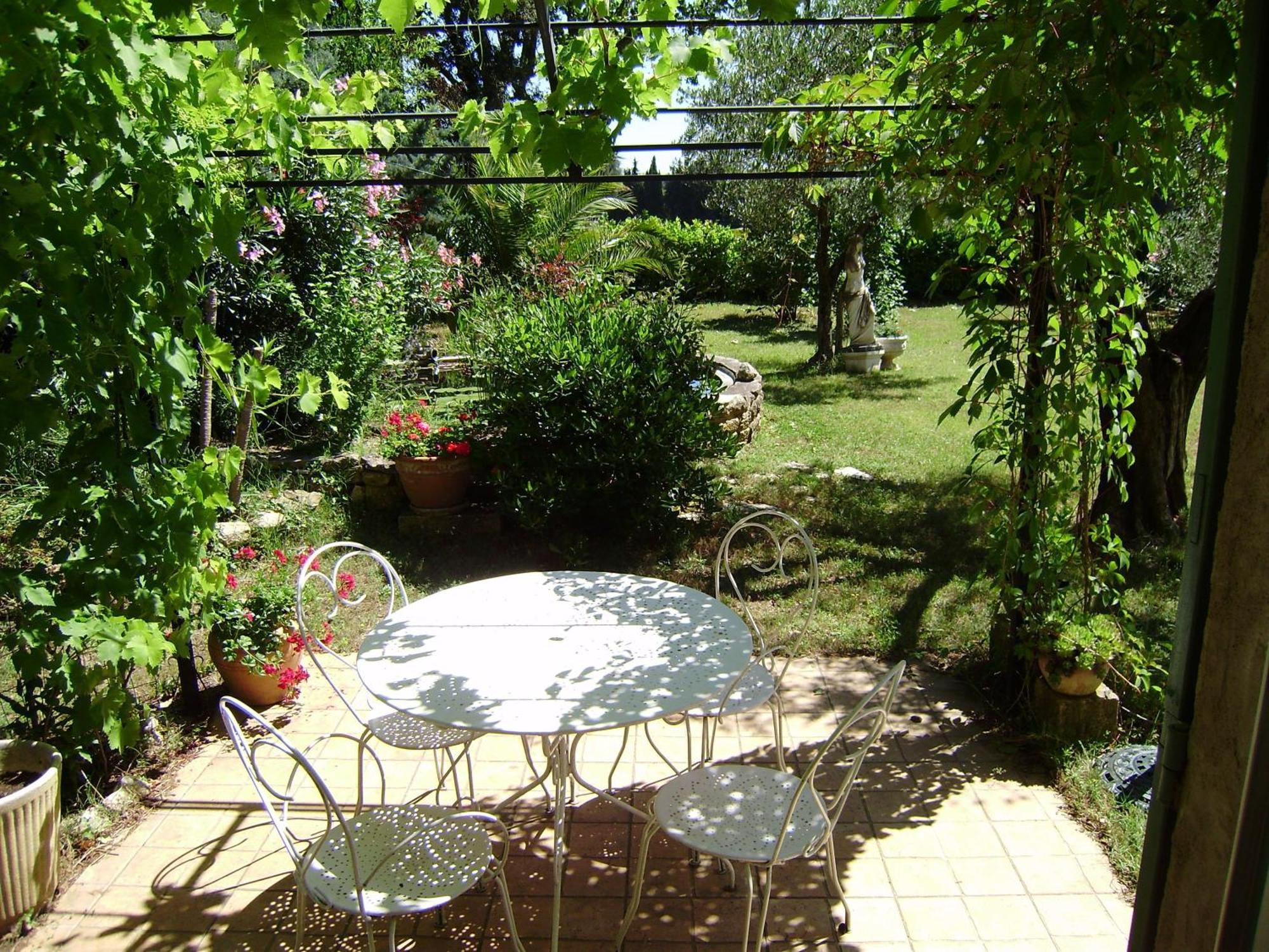 Chez Jean-Pierre & Annick Villa Remoulins Buitenkant foto